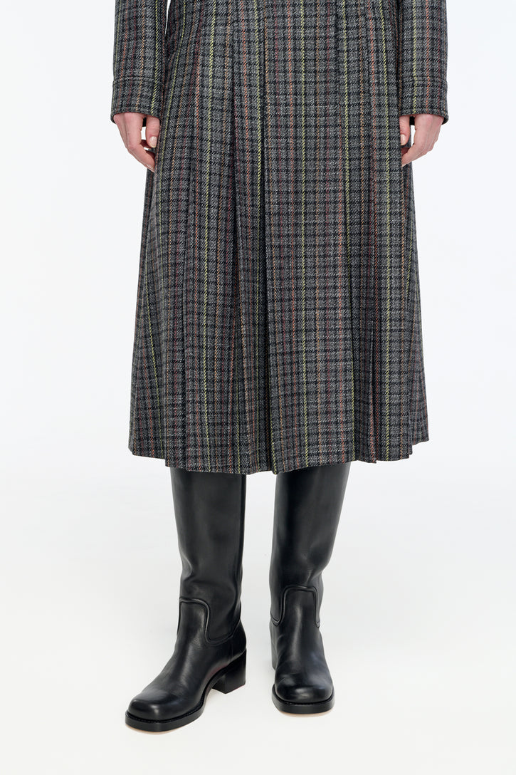 Wesley Pleated Skirt in Charcoal Multi Wool Silk Houndstooth