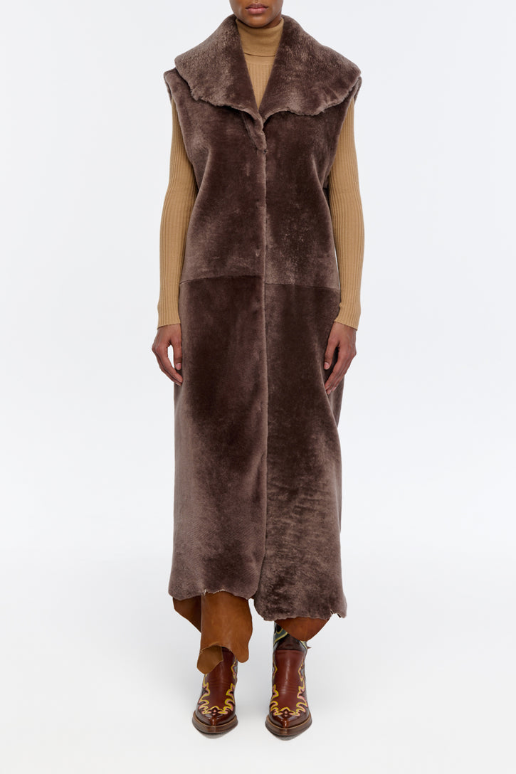Smith Raw Cut Coat Liner in Mocha Shearling