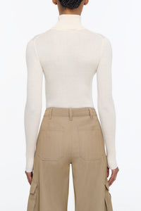 Peppe Knit Turtleneck Sweater in Ivory Cashmere