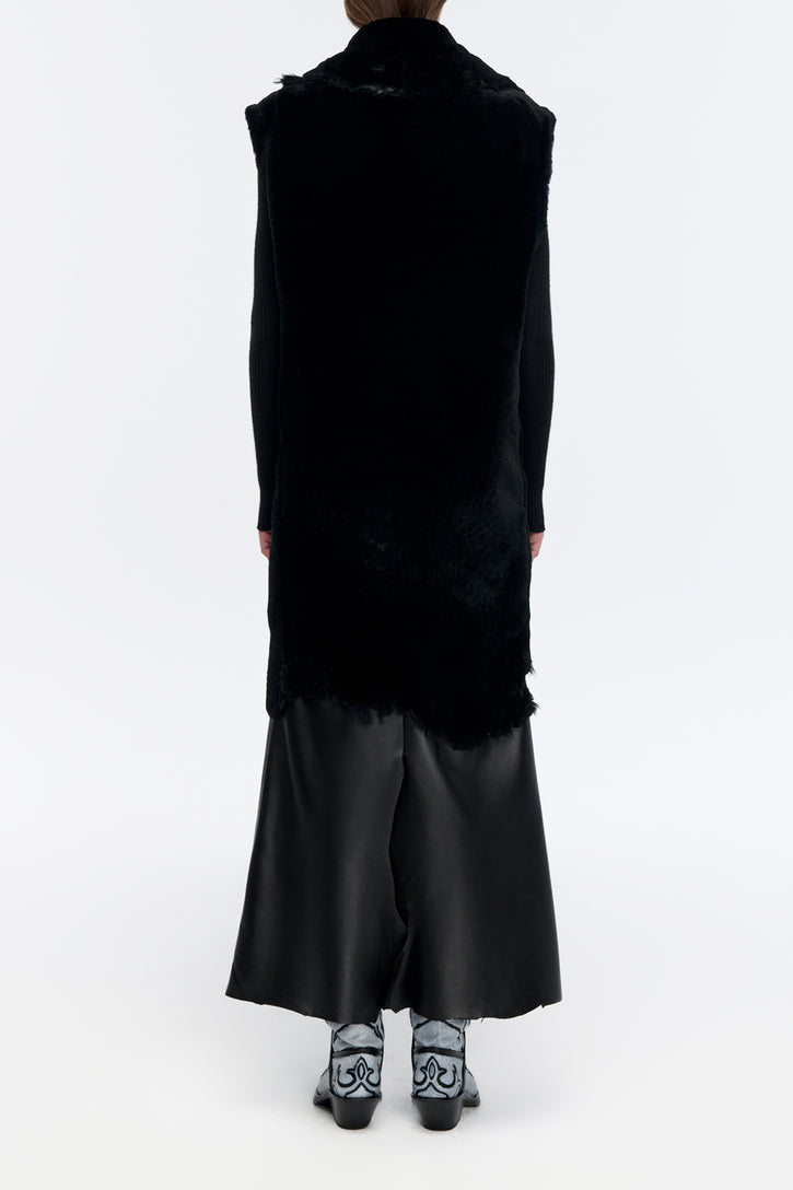 Diviner Raw Cut Jacket Liner in Black Shearling