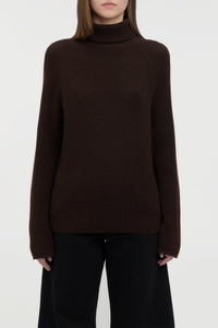 Wigman Knit Turtleneck Sweater in Chocolate Cashmere