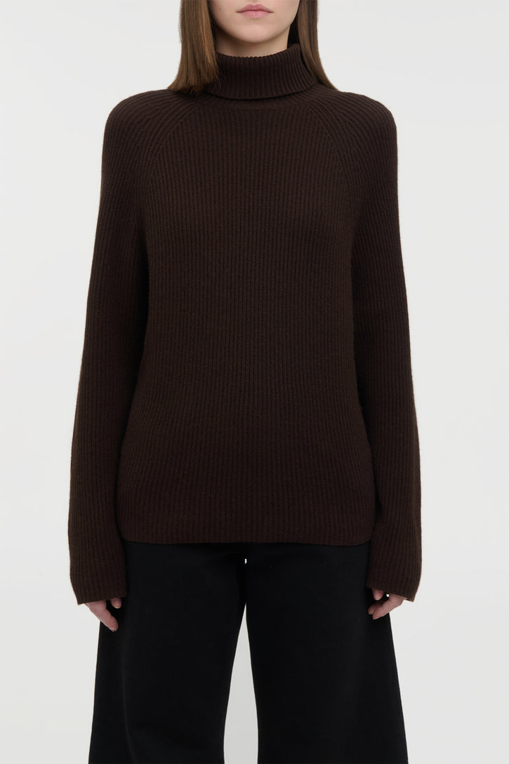Wigman Knit Turtleneck Sweater in Chocolate Cashmere