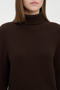 Wigman Knit Turtleneck Sweater in Chocolate Cashmere