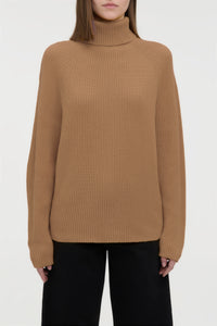 Wigman Knit Turtleneck Sweater in Camel Cashmere
