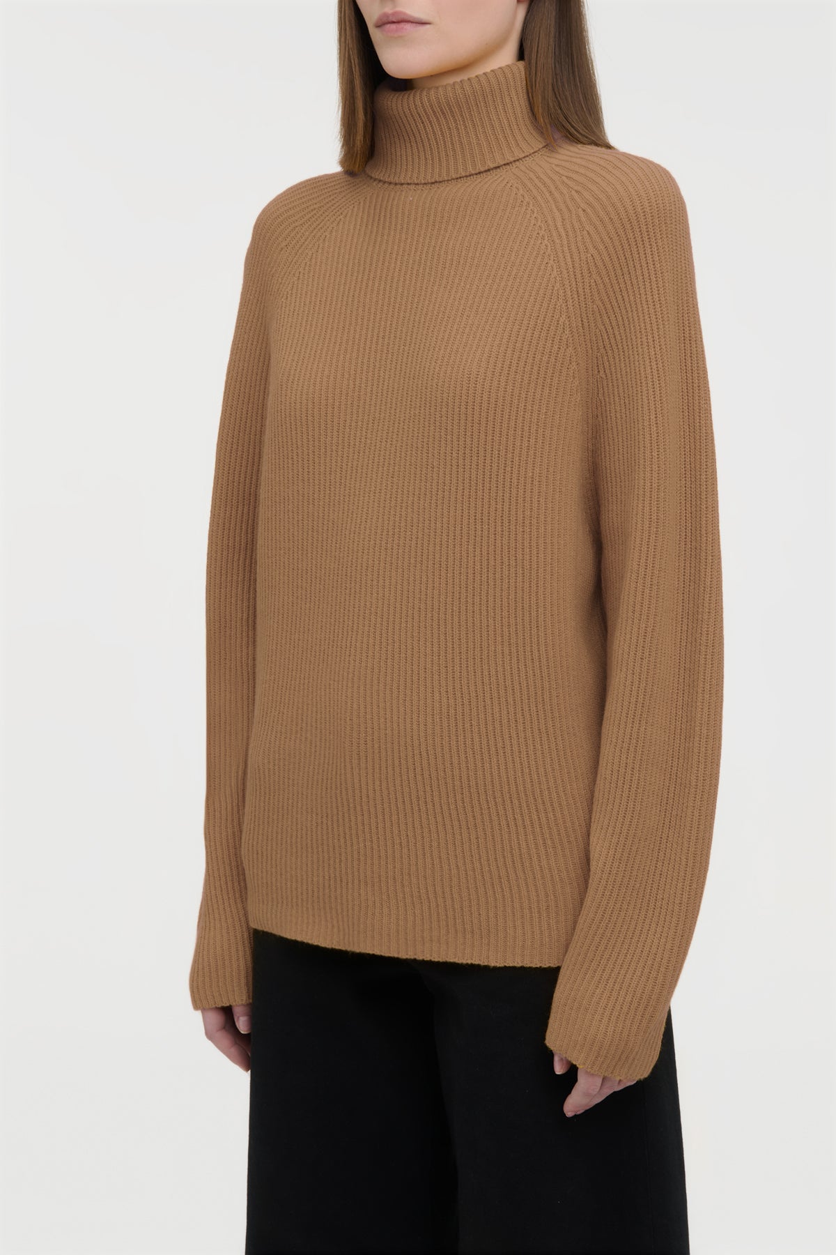 Wigman Knit Turtleneck Sweater in Camel Cashmere