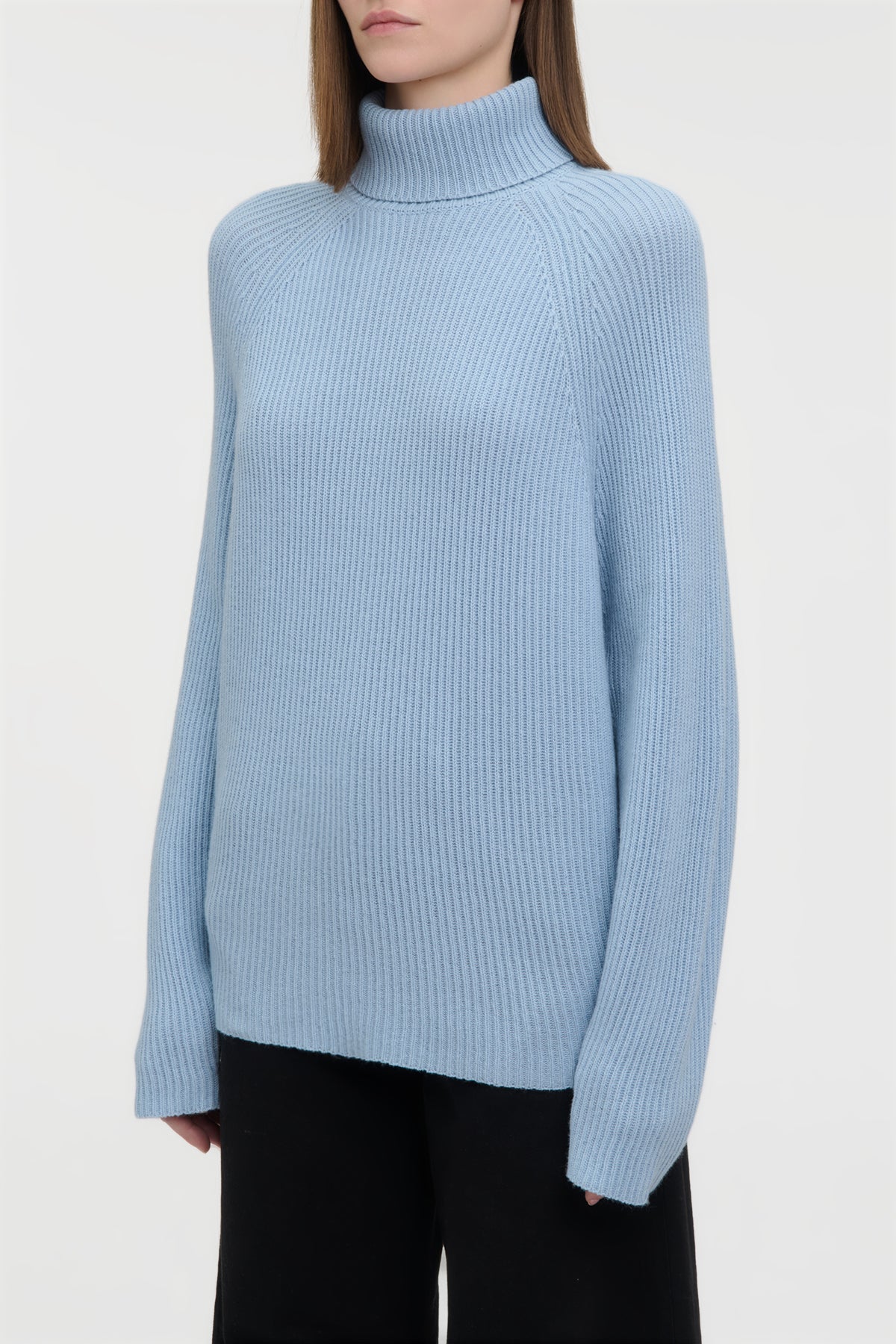 Wigman Knit Turtleneck Sweater in Light Blue Cashmere