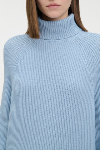 Wigman Knit Turtleneck Sweater in Light Blue Cashmere