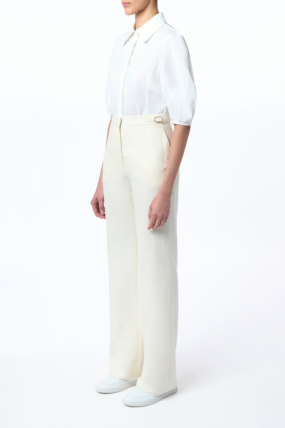 Sansi Top in White Aloe Linen