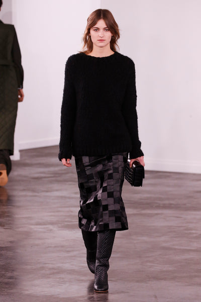 Look 10