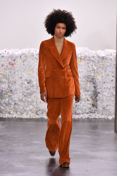 Look 10