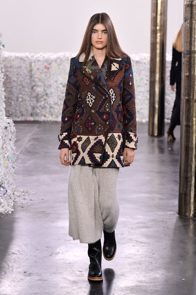 Look 18
