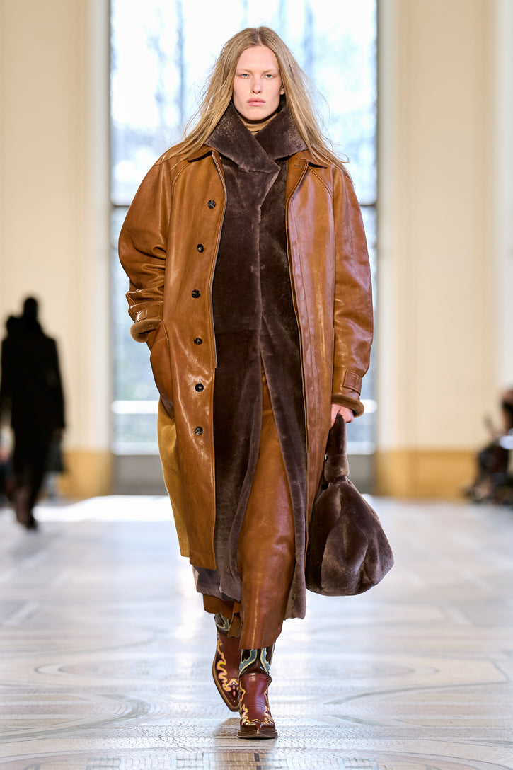 Smith Raw Cut Coat Liner in Mocha Shearling