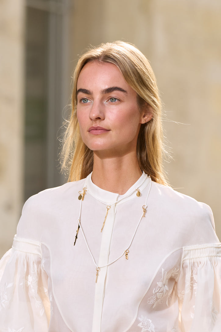 Rosegold Charm Necklace in Ivory Silk