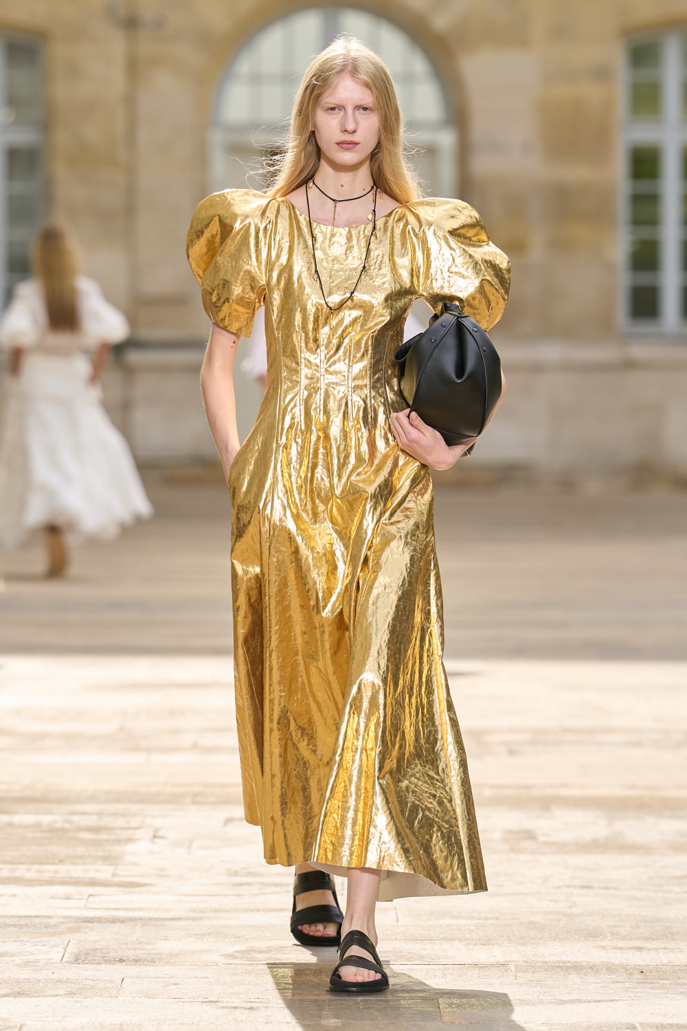 Ranya Puff Sleeve Maxi Dress in Metallic Gold Linen Twill