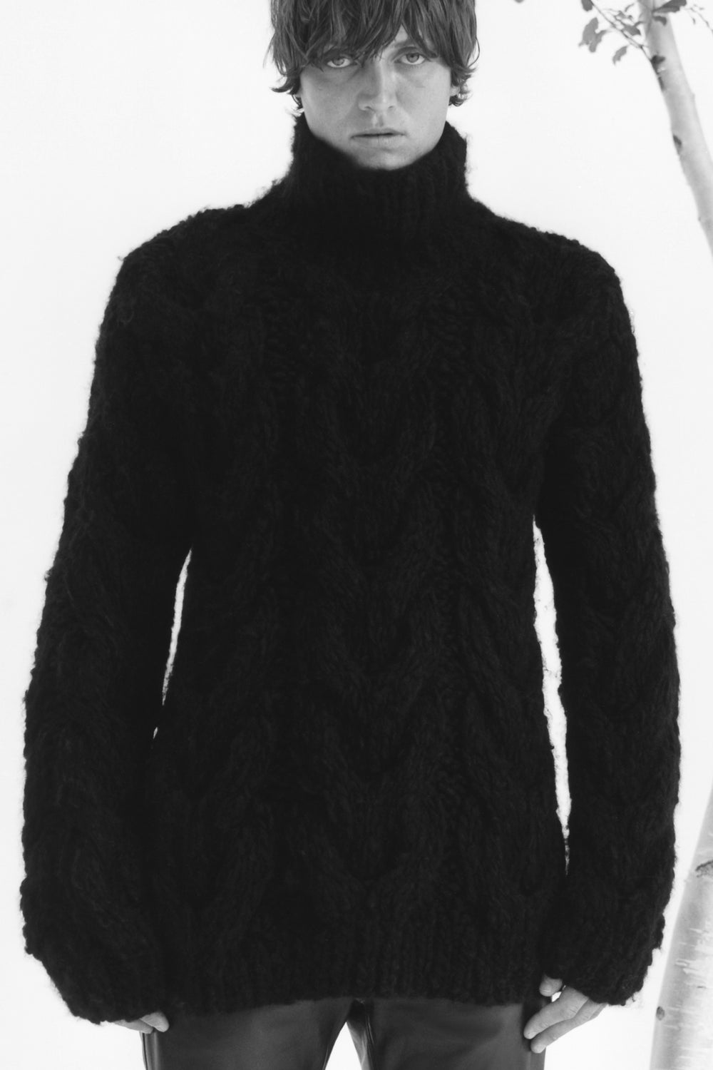 Ray Knit Sweater in Black Welfat Cashmere