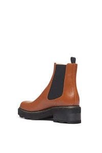 Jil Chelsea Boot in Cognac Leather