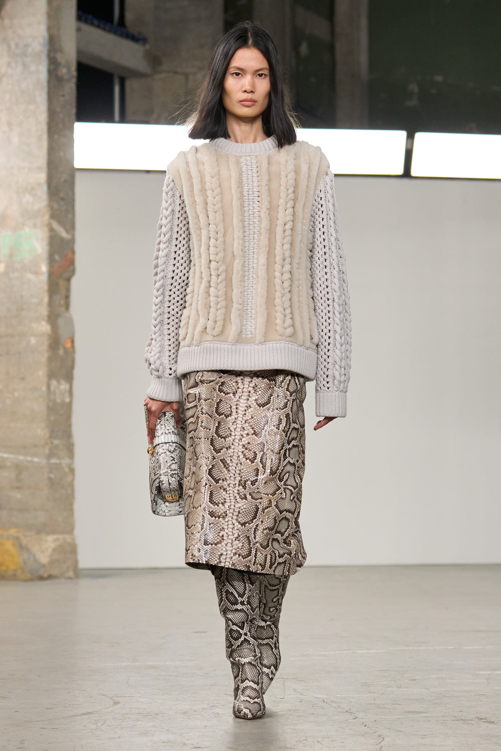 Talus Knit Pullover in Ivory Cashmere & Shearling