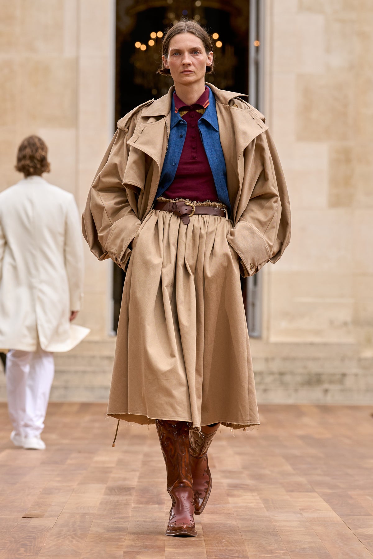 Hunt Oversized Trench Jacket in Camel Sea Island Cotton Twill