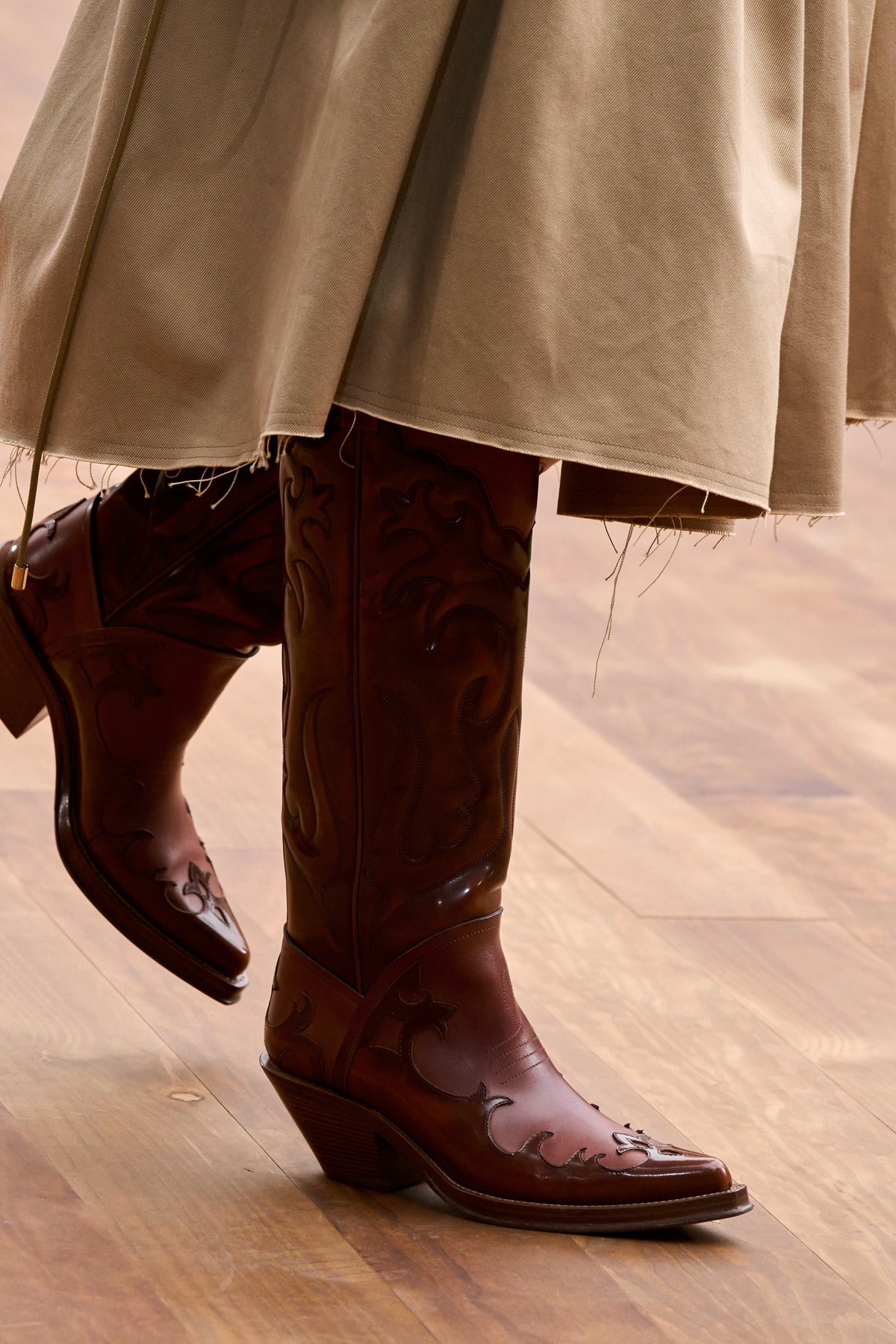 Capitana Cowboy Boot in Cognac Leather