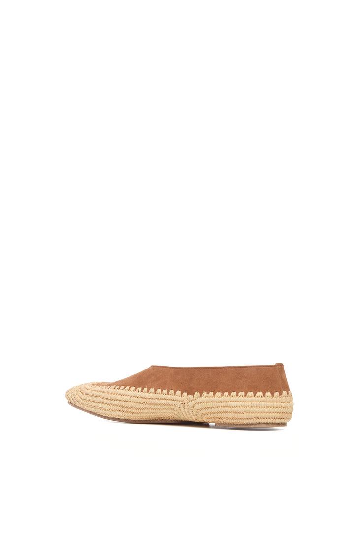 Strength Flat Shoe in Camel Suede & Natural Raffia