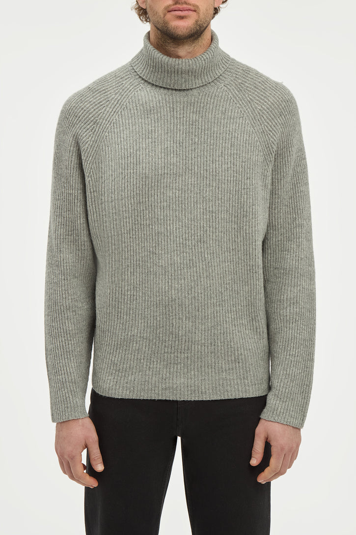 Wigman Knit Turtleneck Sweater in Heather Grey Cashmere