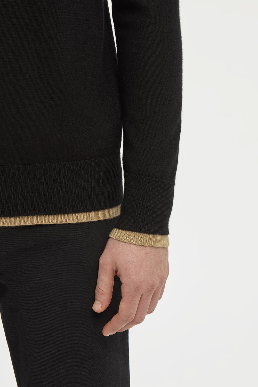 Wells Reversible Knit Sweater in Black & Camel Cashmere Silk