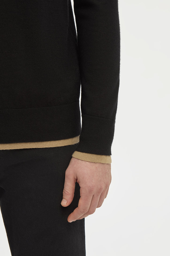 Wells Reversible Knit Sweater in Black & Camel Cashmere Silk