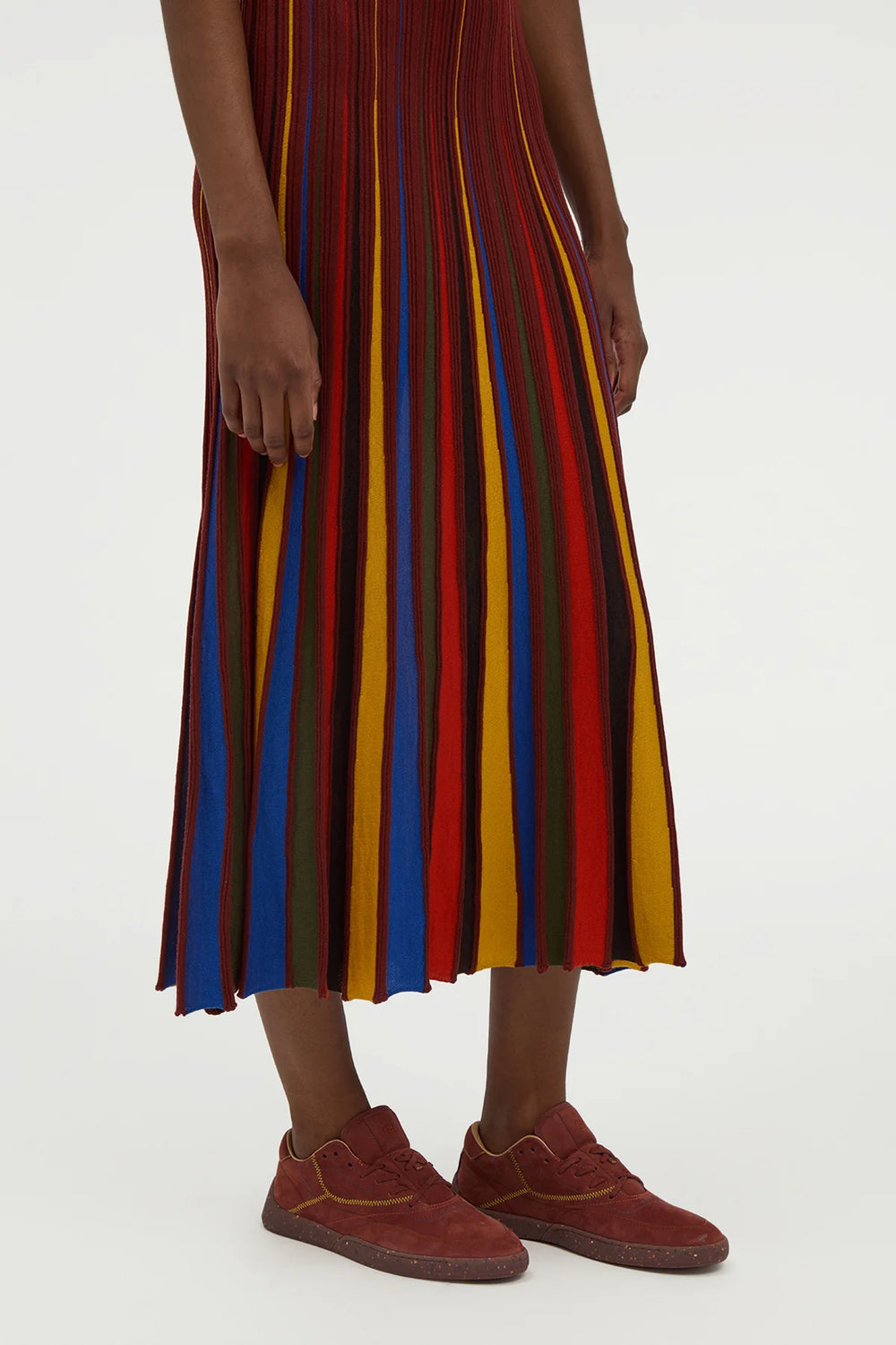 オハイオ スリッポン スニーカー（バーントシエナ ヌバック）