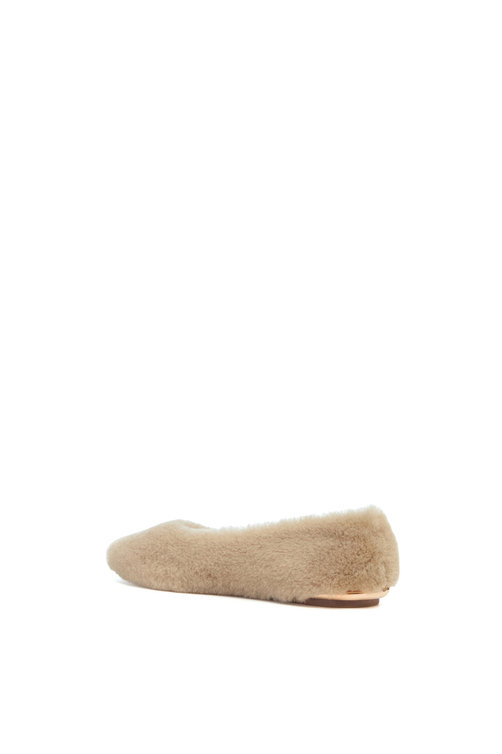 Fleur Flat in Champagne Shearling