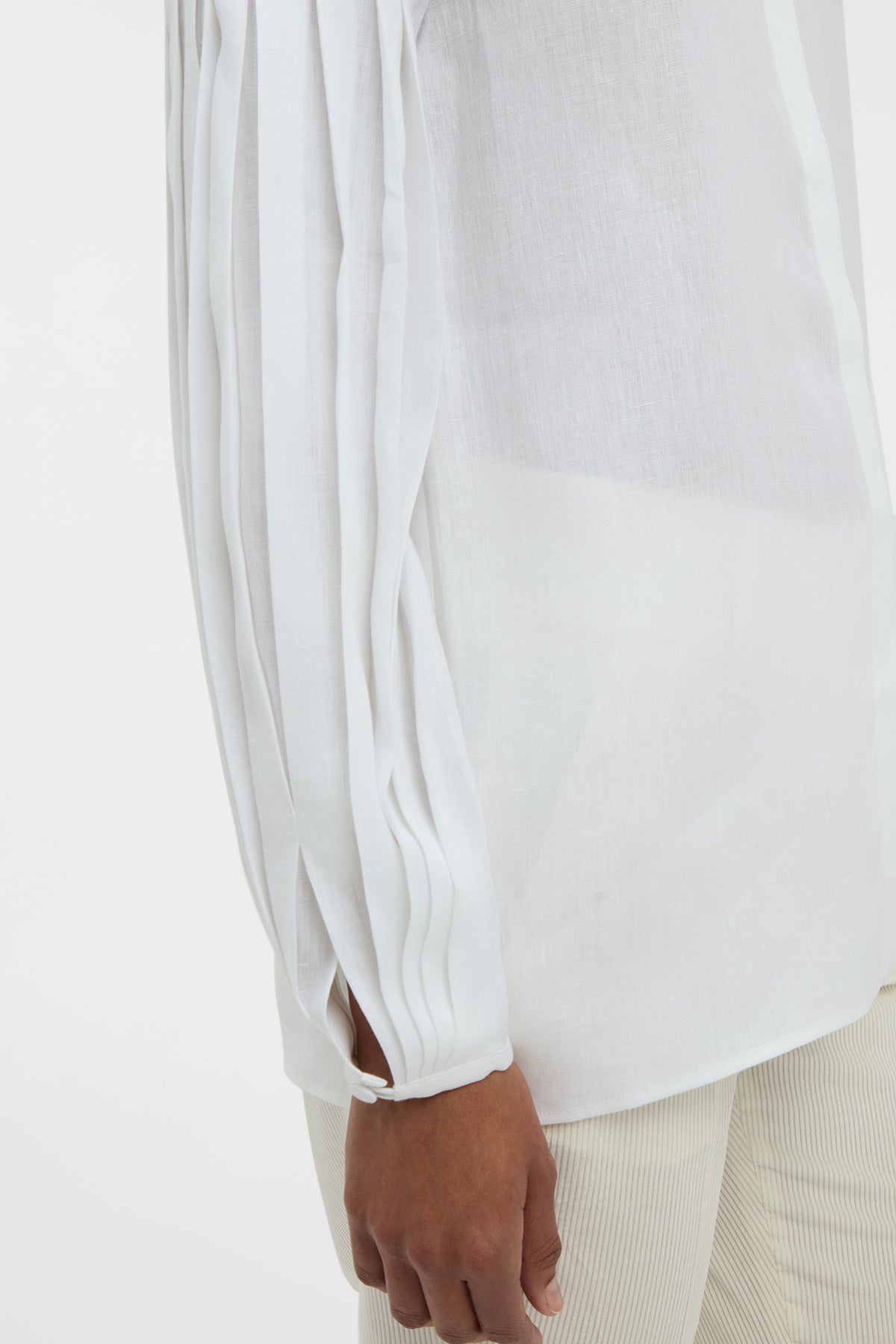 Laetitia Blouse in White Aloe Linen
