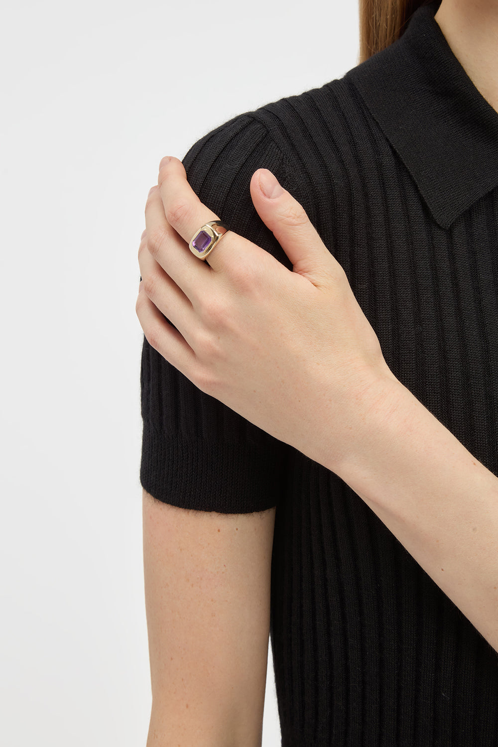 Large Ring in 18K Yellow Gold & Amethyst Stone