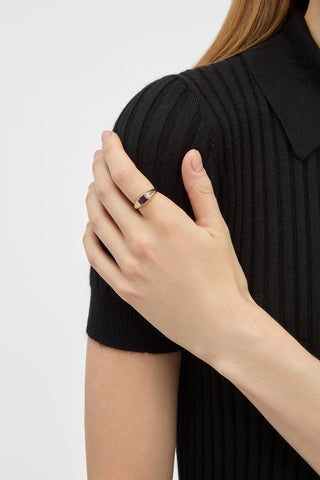 18K Yellow Gold Small Ring with Purple Amethyst - On Model Hand | Gabriela Hearst