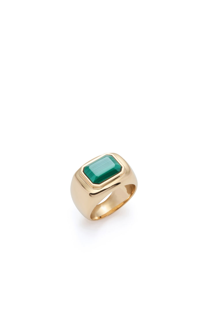 Large Ring in 18K Yellow Gold & Malachite Stone