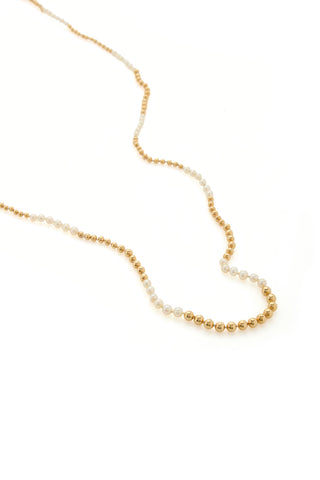 Olivia Necklace in 18K Yellow Gold & Natural Saltwater Pearls