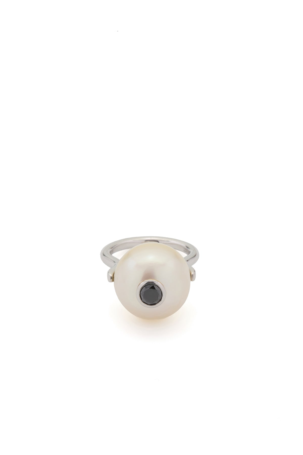 Pearl Ring in Platinum & Black Diamond