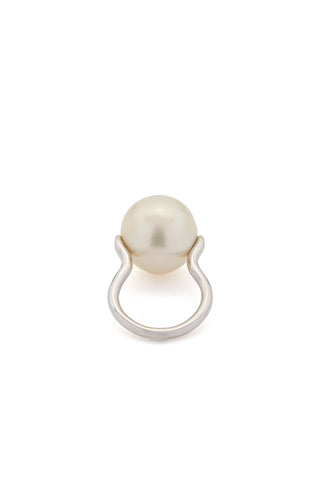Platinum Pearl Ring with Black Diamond - Side Profile | Gabriela Hearst