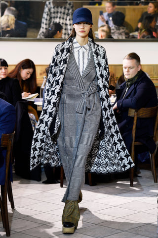 Look 5
