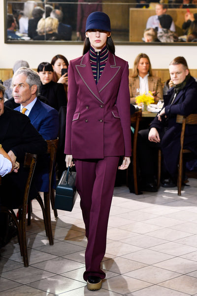 Look 16
