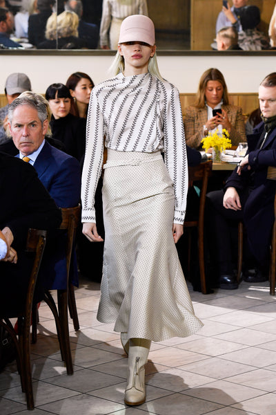 Look 25