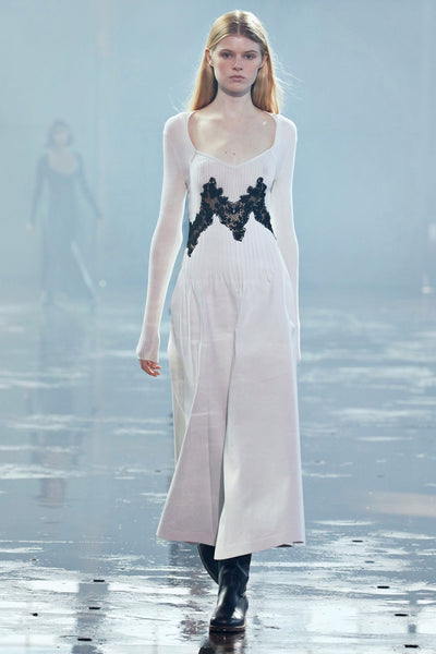 Look 28