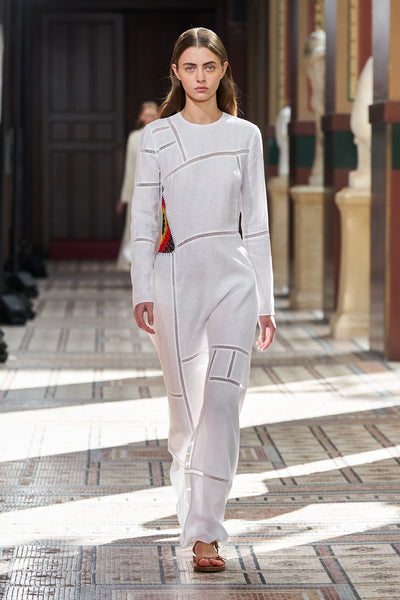 Look 18