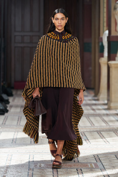 Look 25