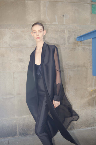 Look 16