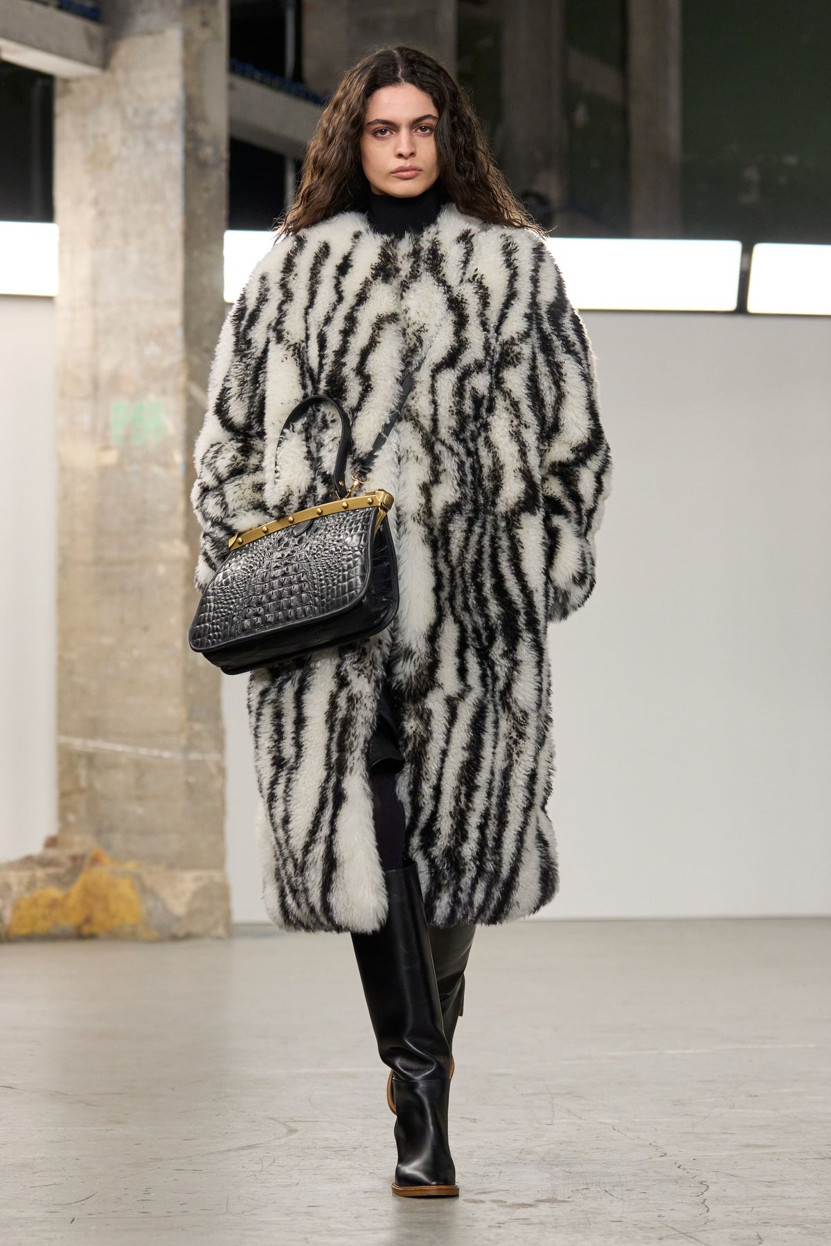 Ebel Coat in Ivory & Black Cashmere Shearling