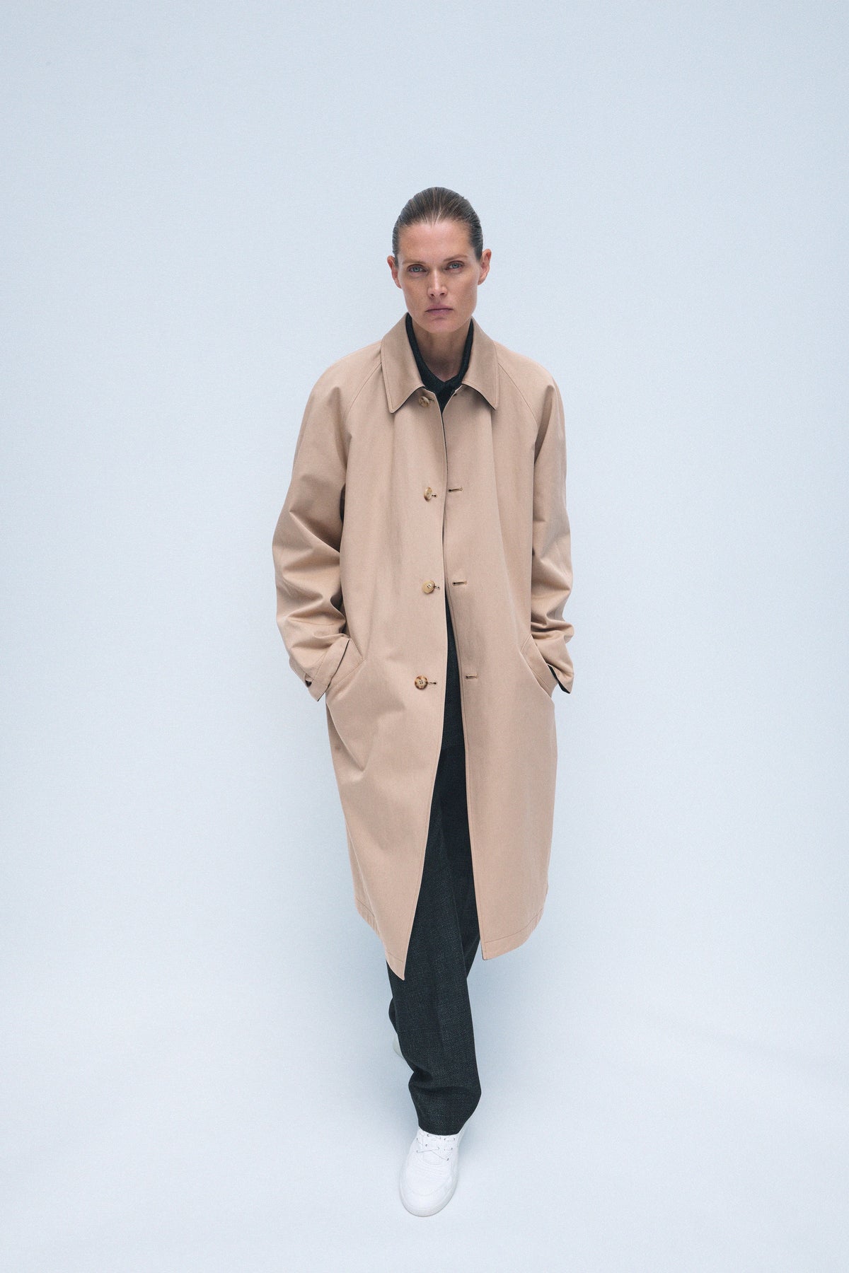 Alain Reversible Trench Coat in Camel Cotton Twill