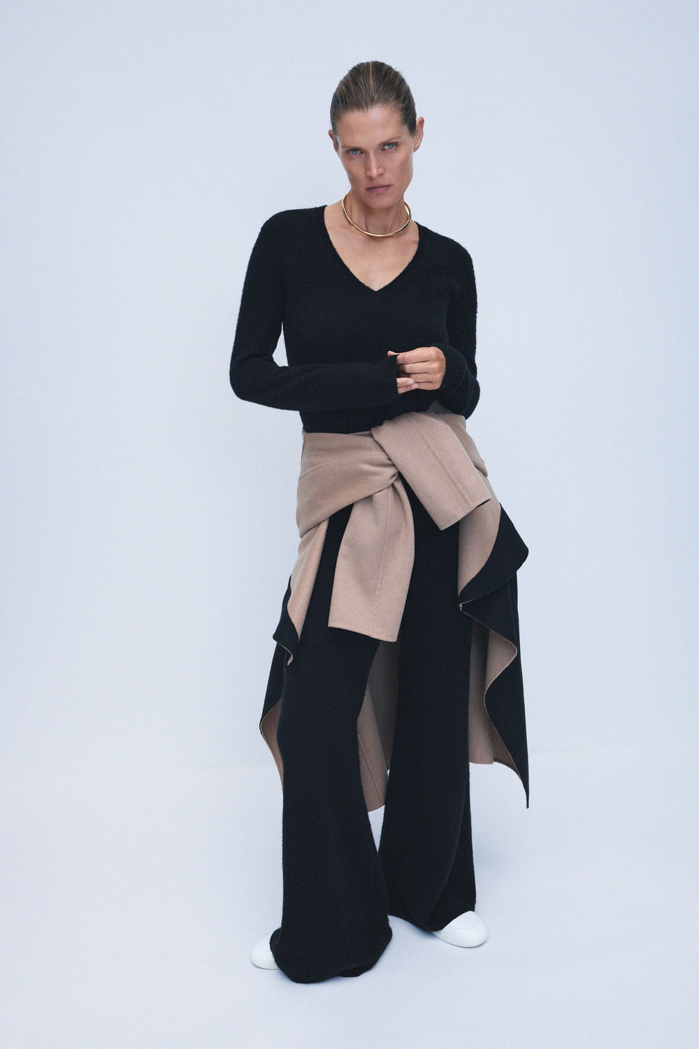 Mcaffrey Coat in Camel & Black Double-Face Cashmere