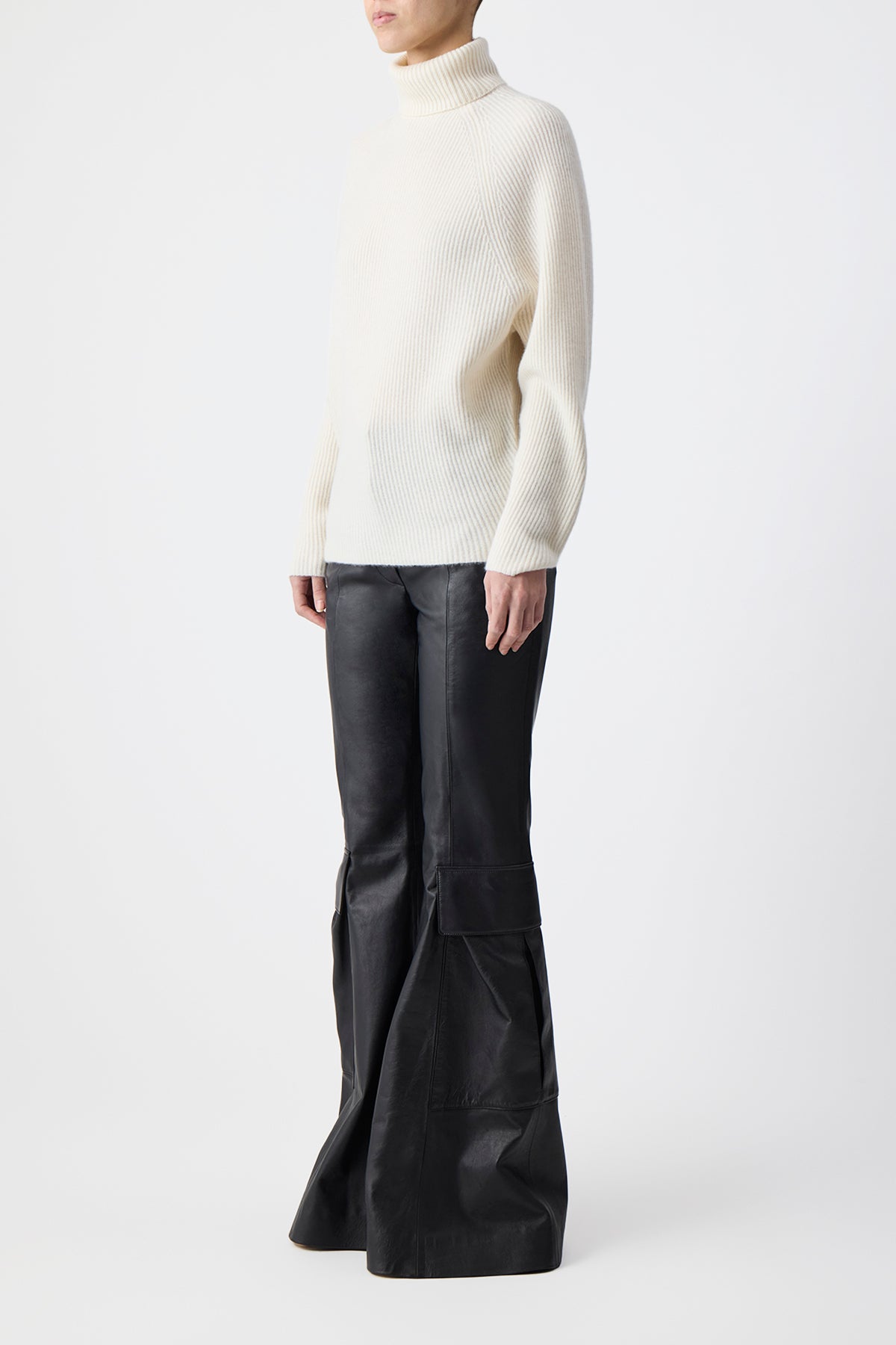 Wigman Knit Turtleneck Sweater in Ivory Cashmere