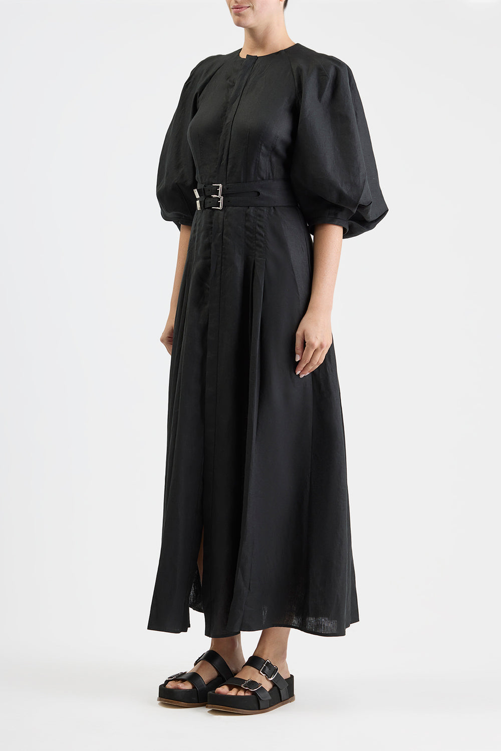 Elea Pleated Maxi Dress in Black Aloe Linen
