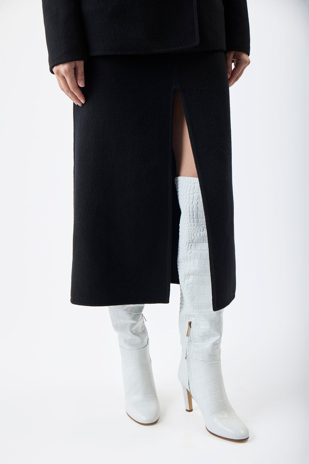 Morelos Midi Skirt in Black Double-Face Recycled Cashmere