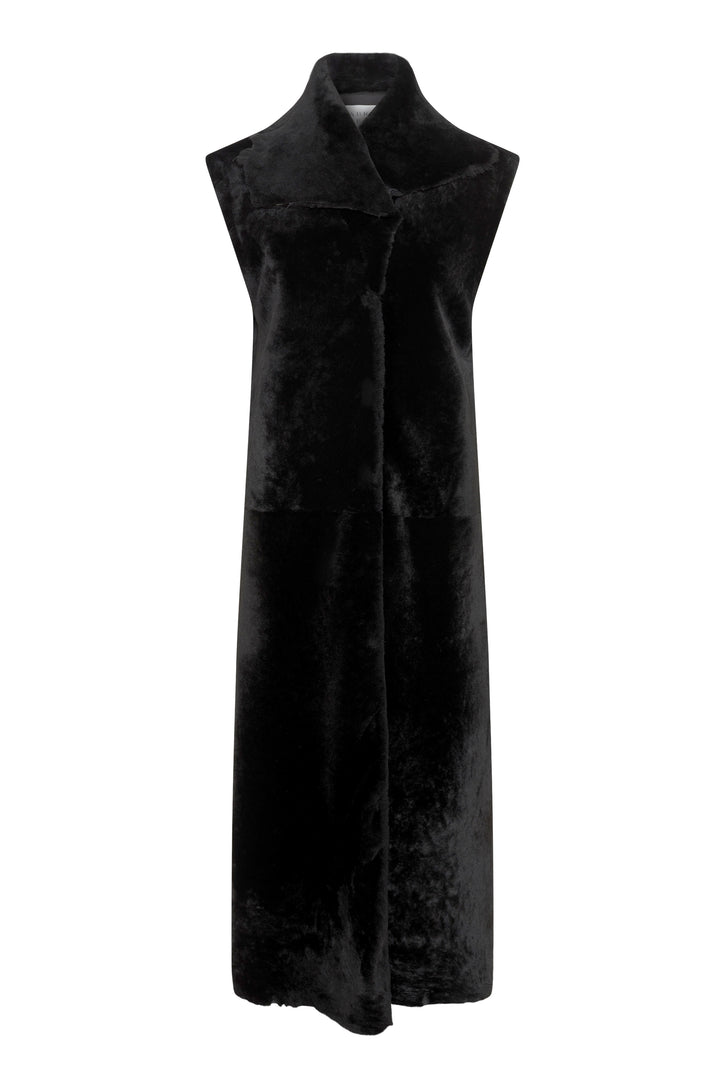 Smith Raw Cut Coat Liner in Black Shearling
